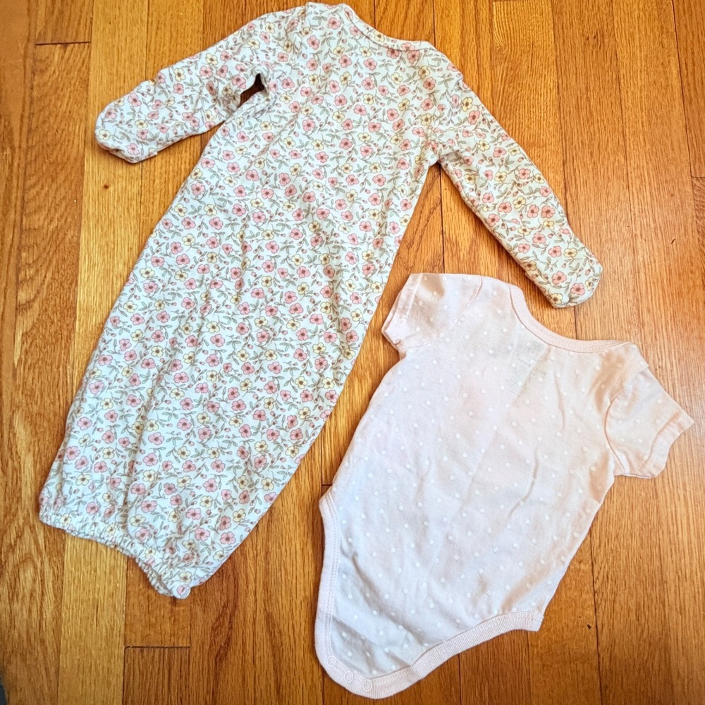 Carters Child of Mine Floral Sleep Gown & Hello Kitty Bodysuit Bundle 0-3M Pink - Picture 6 of 8